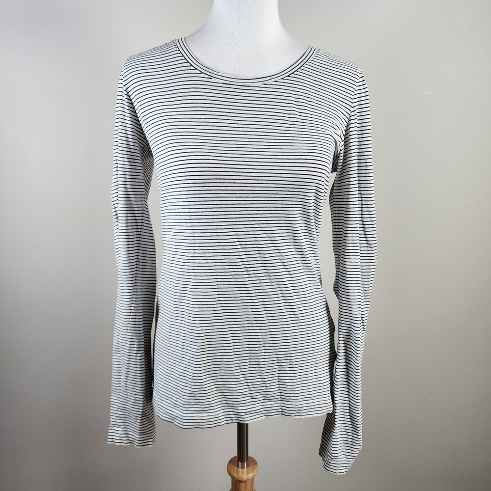 MEC Stripe Shirt Womens Medium Organic Cotton Long Sleeve Top Stretch Navy White